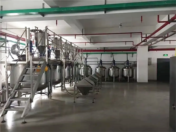 大量元素水溶肥灌装生产线 年产5000吨液体海藻肥整套机械设备